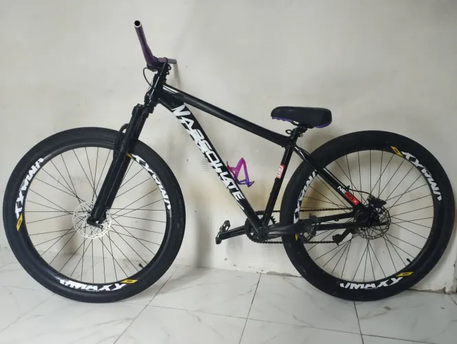 Bicicleta absoluto Nero 5