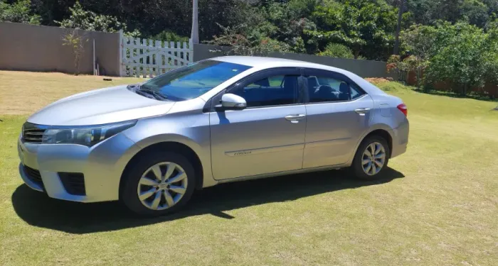 Toyota Corolla GLI 1.8 Flex 16V Aut. 2016
