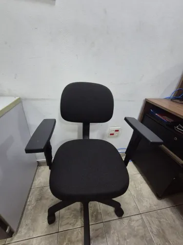 Cadeira secretária/ escritorio