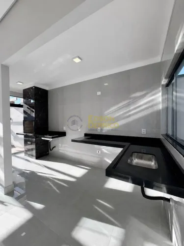 Casa com 3 quartos, Parque das Nações - Pindamonhangaba