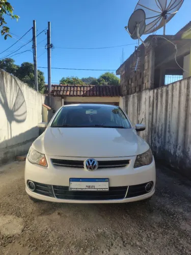 Volkswagen Voyage Comf/highli. 1.6 MI T.flex 8V 4P 2013