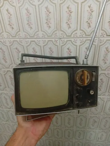 Tv Sony antiga vintage anos 60