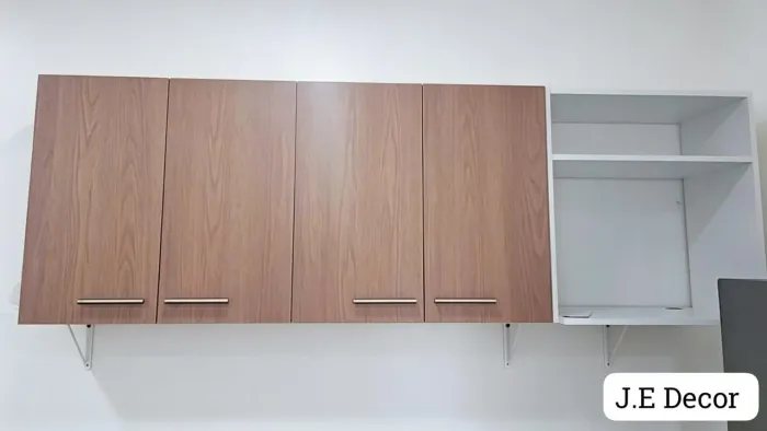 Armário 4 portas e suporte pra microondas em mdf