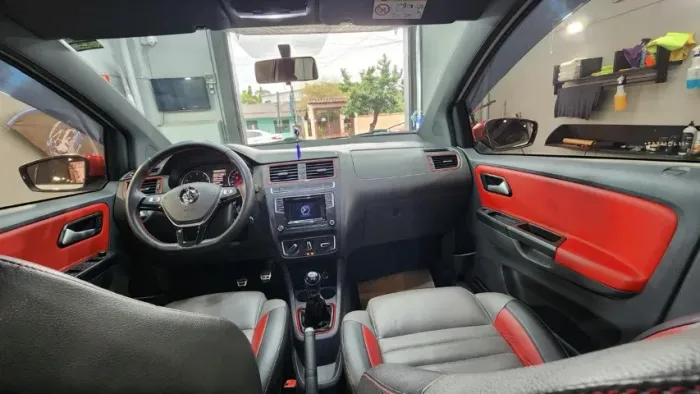 Volkswagen Fox Pepper 1.6 Flex 16V 5P 2017