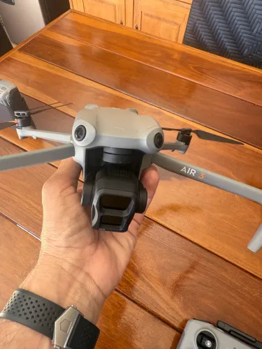Drone DJI AIR 3 Fly more combo semi novo