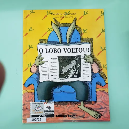 Livro infantil - O lobo voltou