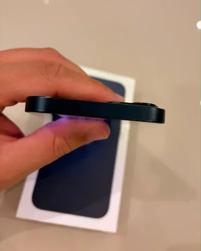 iPhone 13 128GB- Midnight