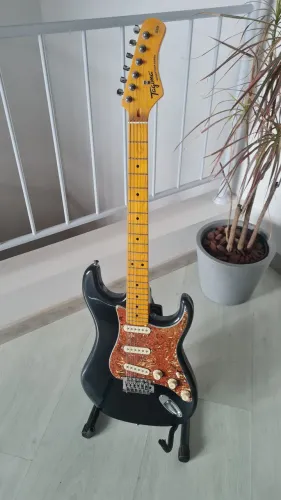 Guitarra Tagima T530 Woodstock Series