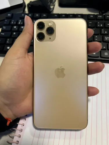 iPhone 11 Pro Max 256GB dourado