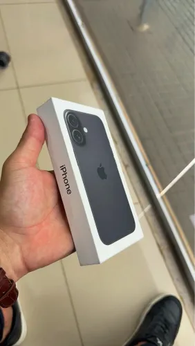 iPhone 16 128gb LACRADO