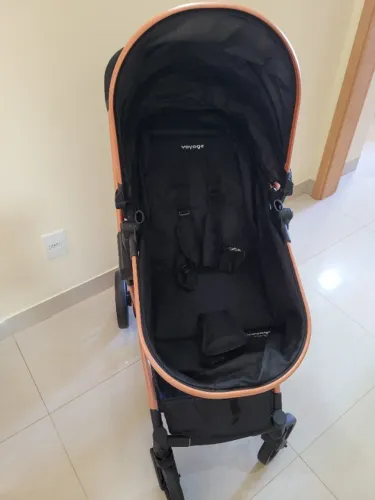 Carrinho de Bebê Voyage Prestige