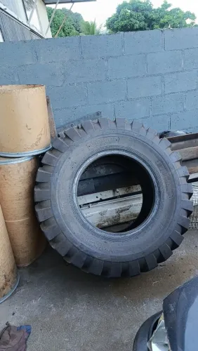 Vendo pneu de maquina para crosfit ou outras utidades 