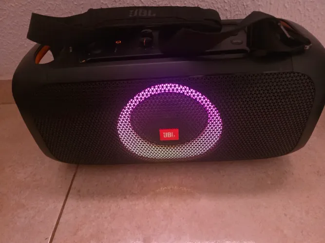 Caixa de som JBL ON THE GO