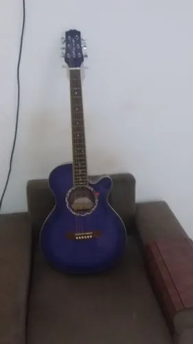 violão novo na caixa