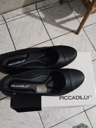 Scarpin Piccadilly 