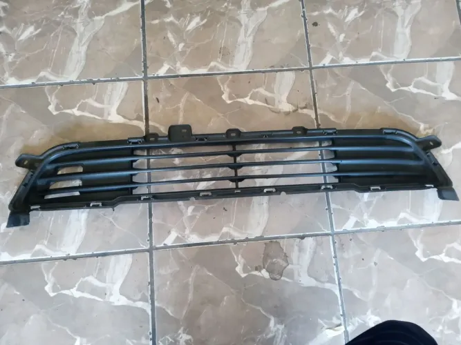 Grade Inferior Parachoque Dianteiro Mitsubishi Outlander 2014 