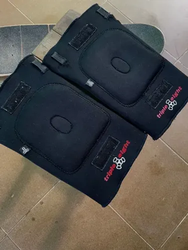Meia Pads Triple Eight Tamanho M - skate