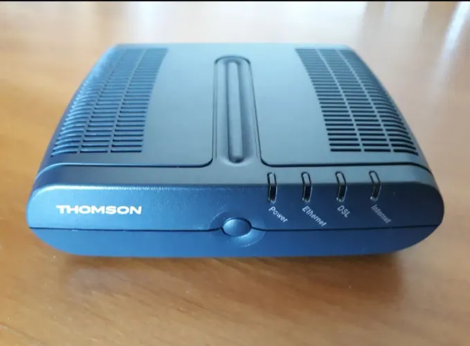 Modem Thomson TG508 