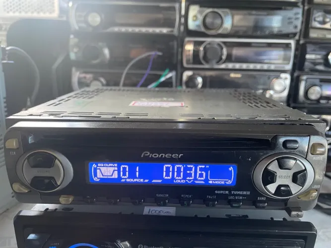 Cd rádio pioneer deh-1450 com bluetooth lindo aparelho na oferta so 299,90