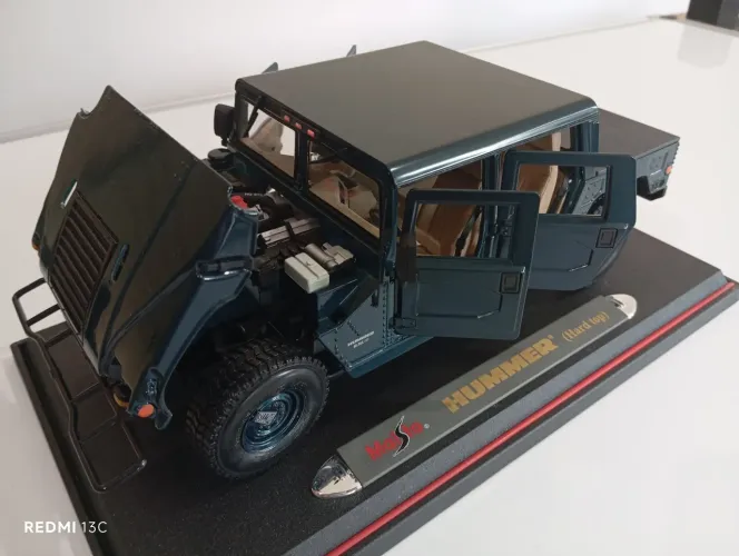 Rara Miniatura Hummer H1 Hard Top - Maisto Special Edition - escala 1/18