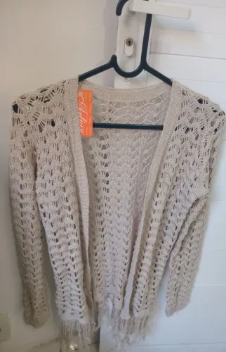 Cardigan Tricot Bege Detalhado tam.único
