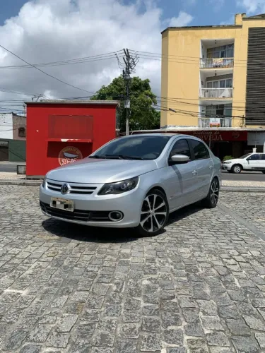 Volkswagen Voyage 1.6 2010 - Completo, Revisado e Pronto pra Rodar!