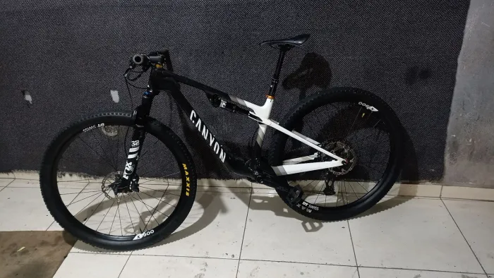 Canyon lux .. tamanho S