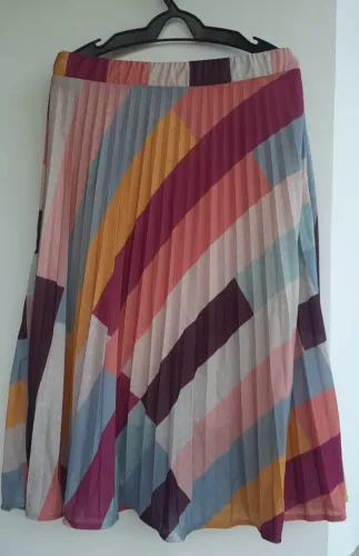 Saia plissada multicolorida Celini