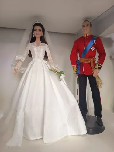 Barbie casal real