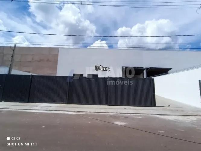 Locação de Industrial / Galpão na cidade de São Carlos