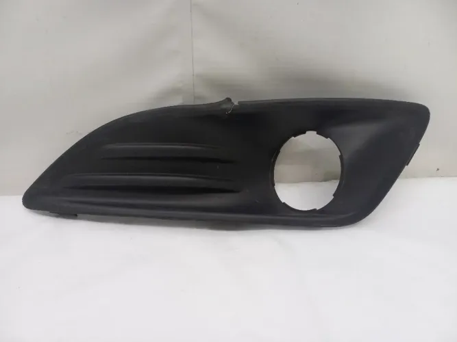 Moldura milha Ford New Fiesta 12/17 LE C/detalhe