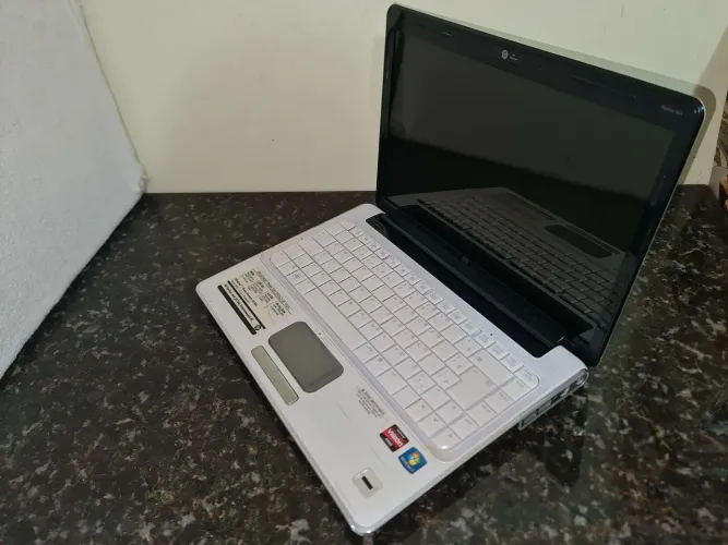 Notebooks para retirada de peças.