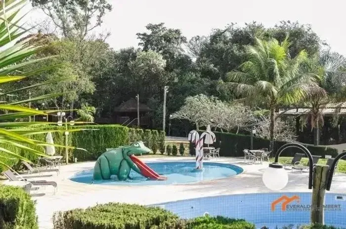CASA COND. ROYAL FOREST RESIDENCE | 3 Suítes.