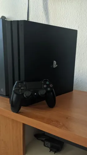 Playstation 4 Pro 1TB