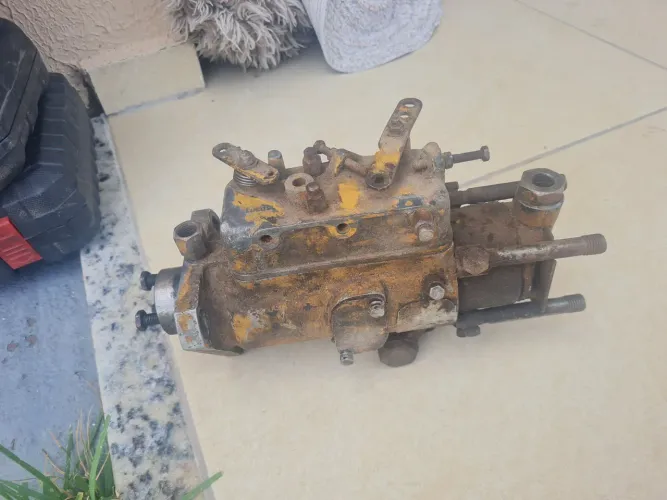Bomba injetora D20 perkins