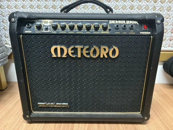 Amplificador Guitarra Meteoro Demolidor FWG50