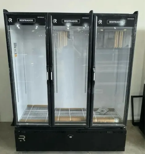 Expositor Refrigerado Triplo - Perfeito para seu comércio