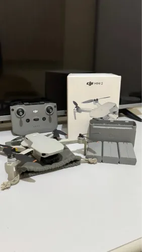 Drone - DJI Mini 2 Completo - 3 Baterias + Carregador + Case