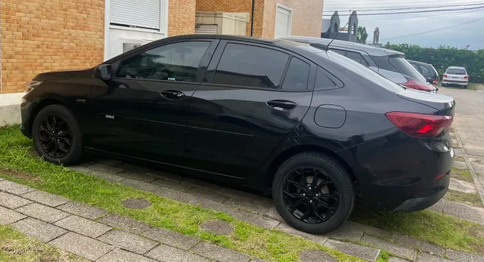 Chevrolet Onix Plus LTZ 1.0 12V TB Flex Aut. 4P 2020