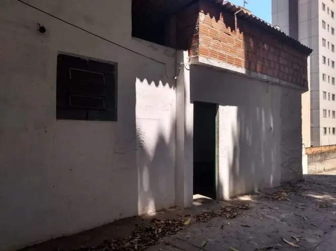 Lote Comercial Exclusivo de 400 m² em Serra, BH Venda