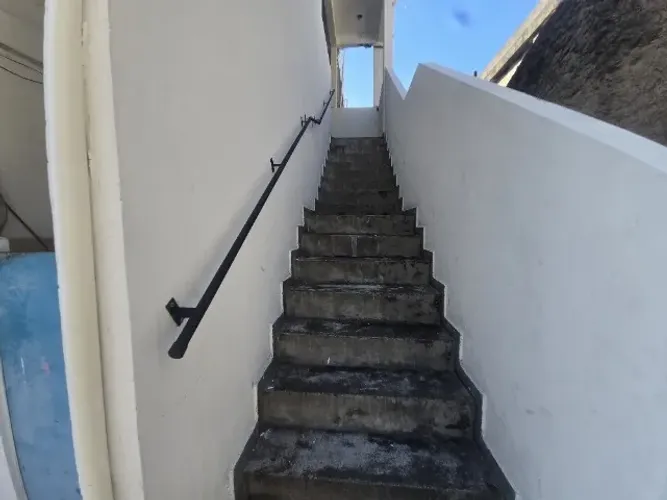 ALUGA-SE CASA DE 1 QUARTO EM PADRE MIGUEL