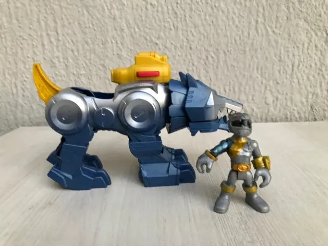 Playskool Heroes Power Rangers Silver Ranger E Wolf Zord 