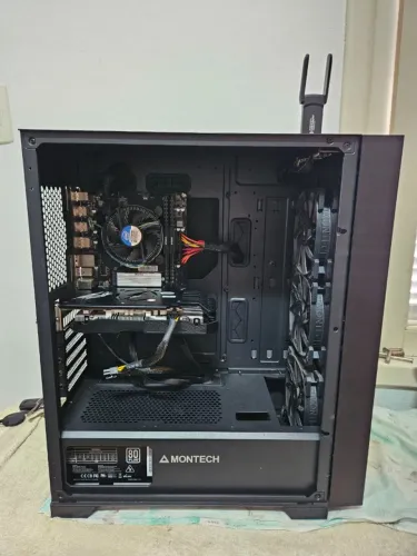 PC Gamer RX6600