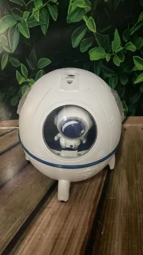 Mini Umidificador Cápsula Espacial Astronauta Led- Novo 200ml - Unidade