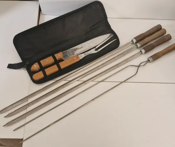 Jogo de garfo e faca para churrasco 