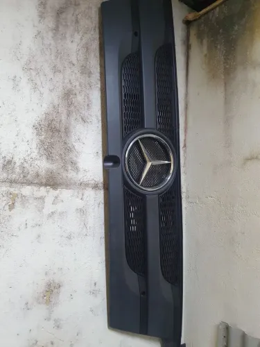 Grade dianteira mb atego de 2013 a 2020 ORIGINAL