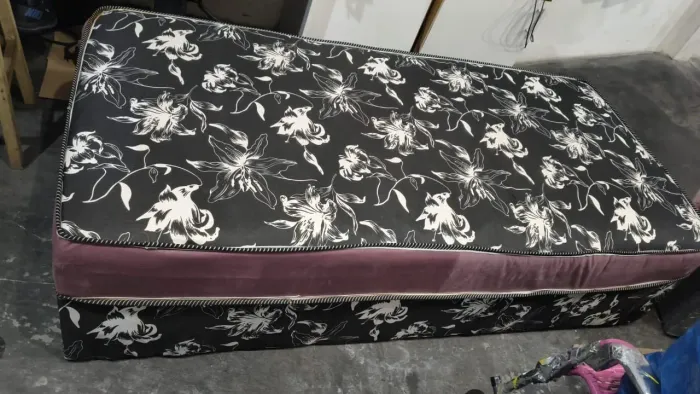 Cama Solteiro Espuma D28 - Nova (ENTREGO GRÁTIS)