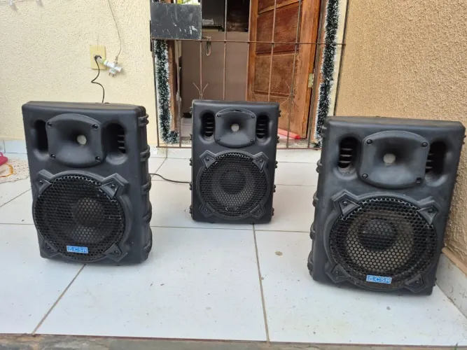 Conjunto de Caixas de Som CSR (1 Ativa 100W + 2 Passivas 150W)