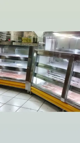 Balcões Expositor Refrigerado sob medida em inox