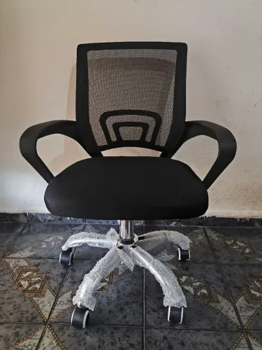 Vendo cadeira secretária Prizi !!